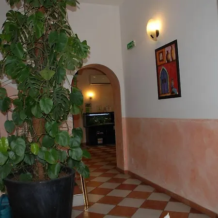 Bogart 2 Otel 3*