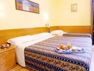Otel Bogart 2 3*