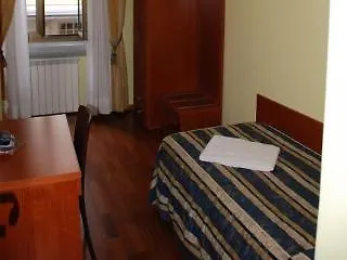 Otel Bogart 2