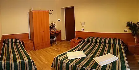 Bogart 2 Ξενοδοχείο