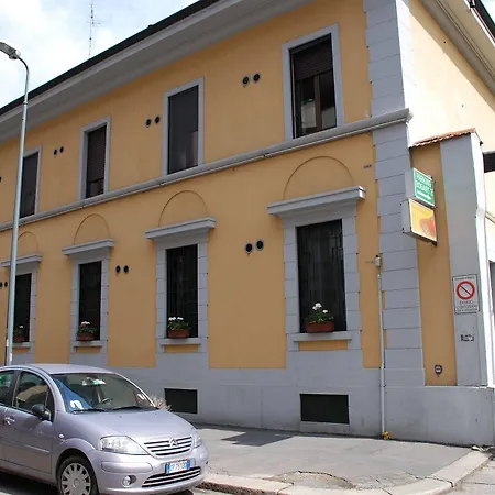 Bogart 2 ホテル 3*